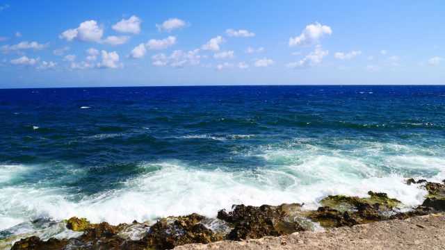 Along El Malecón